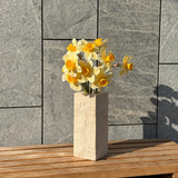 Grandiose Daffodil Bunch