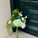 LIMITED EDITION: Kiss & Tell